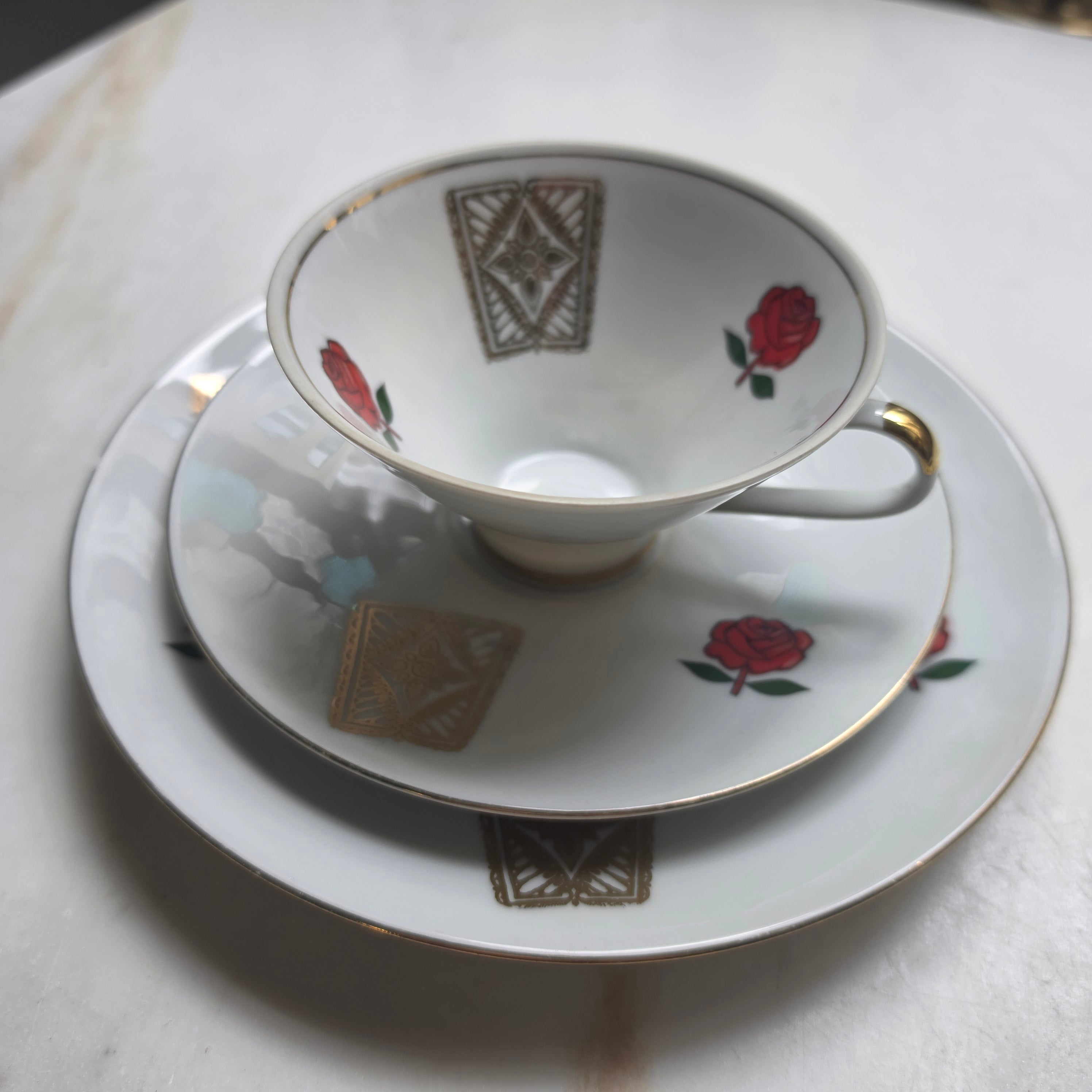 Elegantes Vintage Mitterteich Bavaria Sammelgedeck – Rote Rosen & Golddekor
