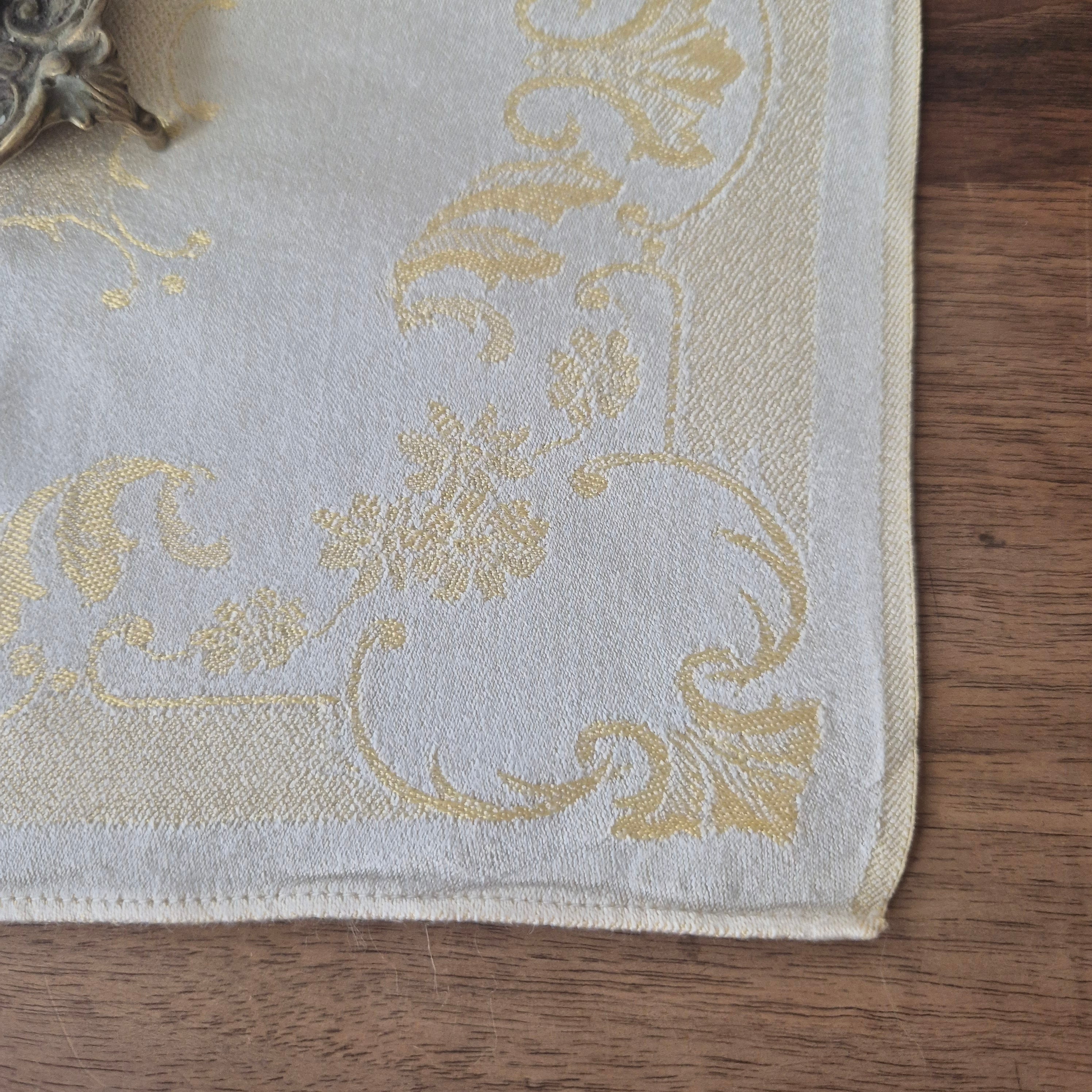 Vintage Serviette Deckchen 29x33cm beige gold gelb Damast 🤍