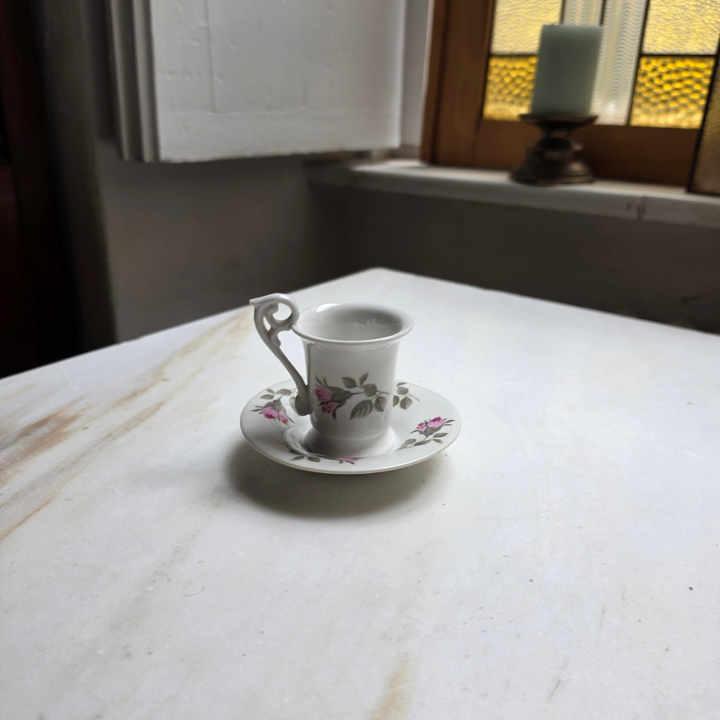 Vintage Kahla Mokkatasse mit Untertasse – Feines Porzellan mit Rosa Rosendekor