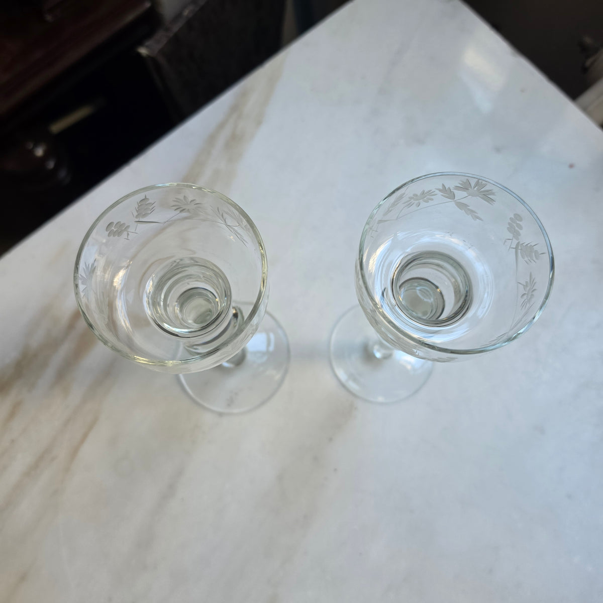 Vintage Kristall-Kerzenständer 2er-Set mit Blumen-Gravur