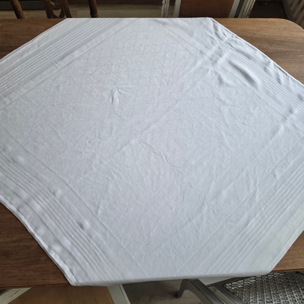 Antike Damast-Tischdecke mit Rauten-Muster & Atlasrand - Reinweiß - 90x100cm