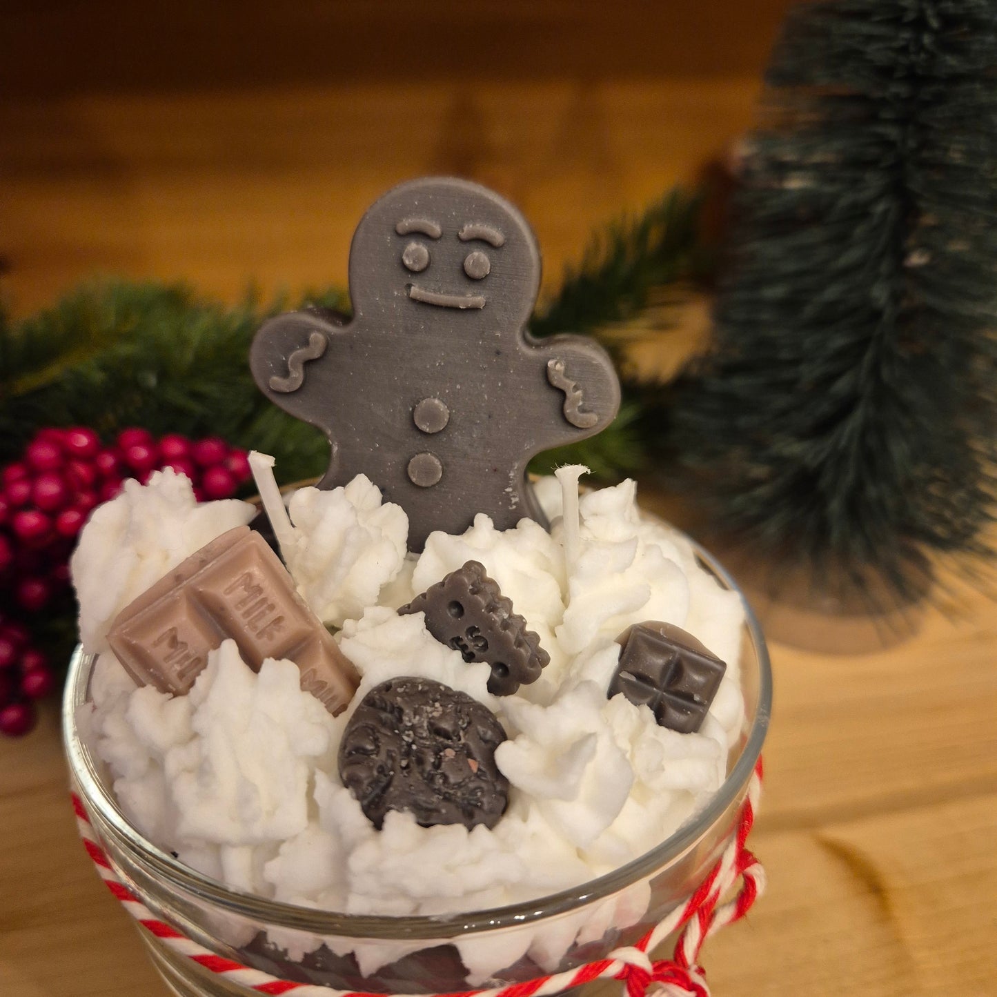 Handgemachte Sojawachskerze Weihnachtesgeschenk Lebkuchen Sahne Dessert in Glas Schale