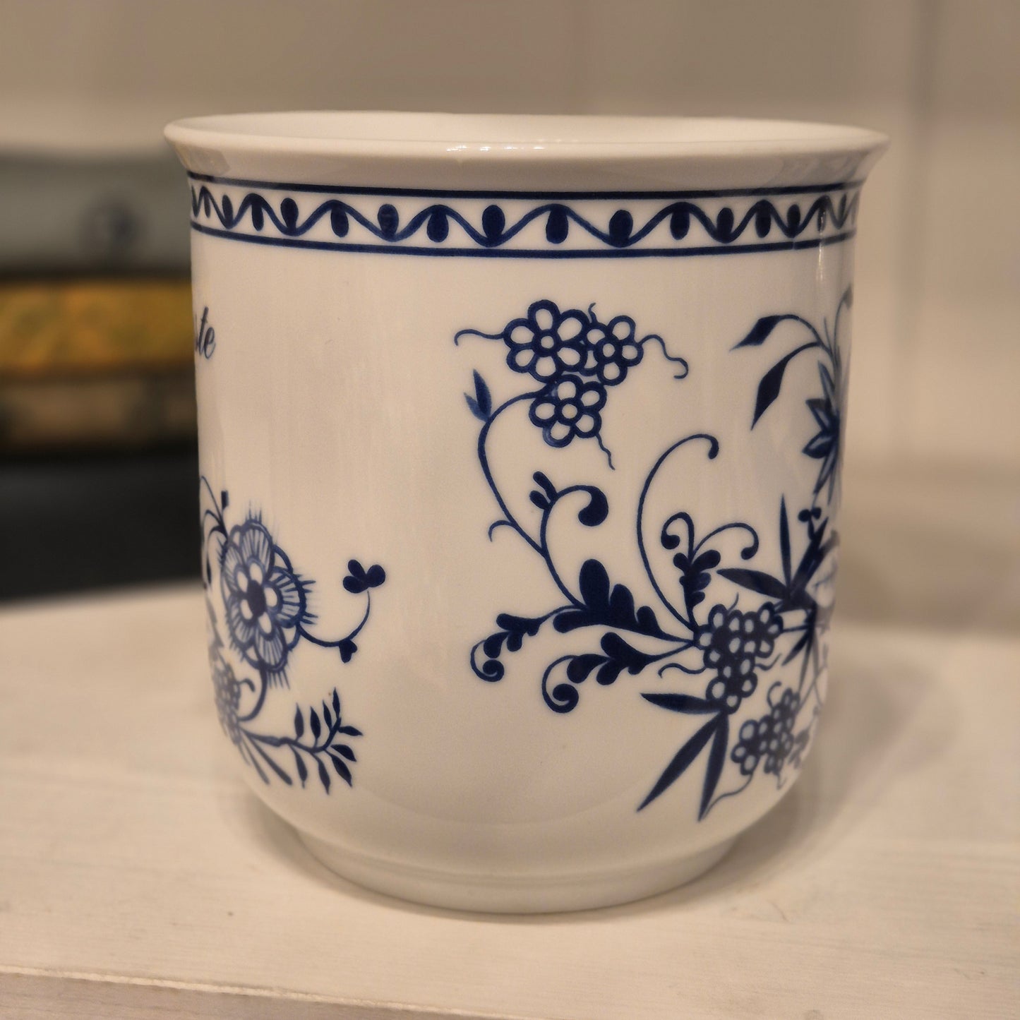 Vintage Übertopf Topf Gefäß für Tischreste Triptis Porellan Zweibelmuster