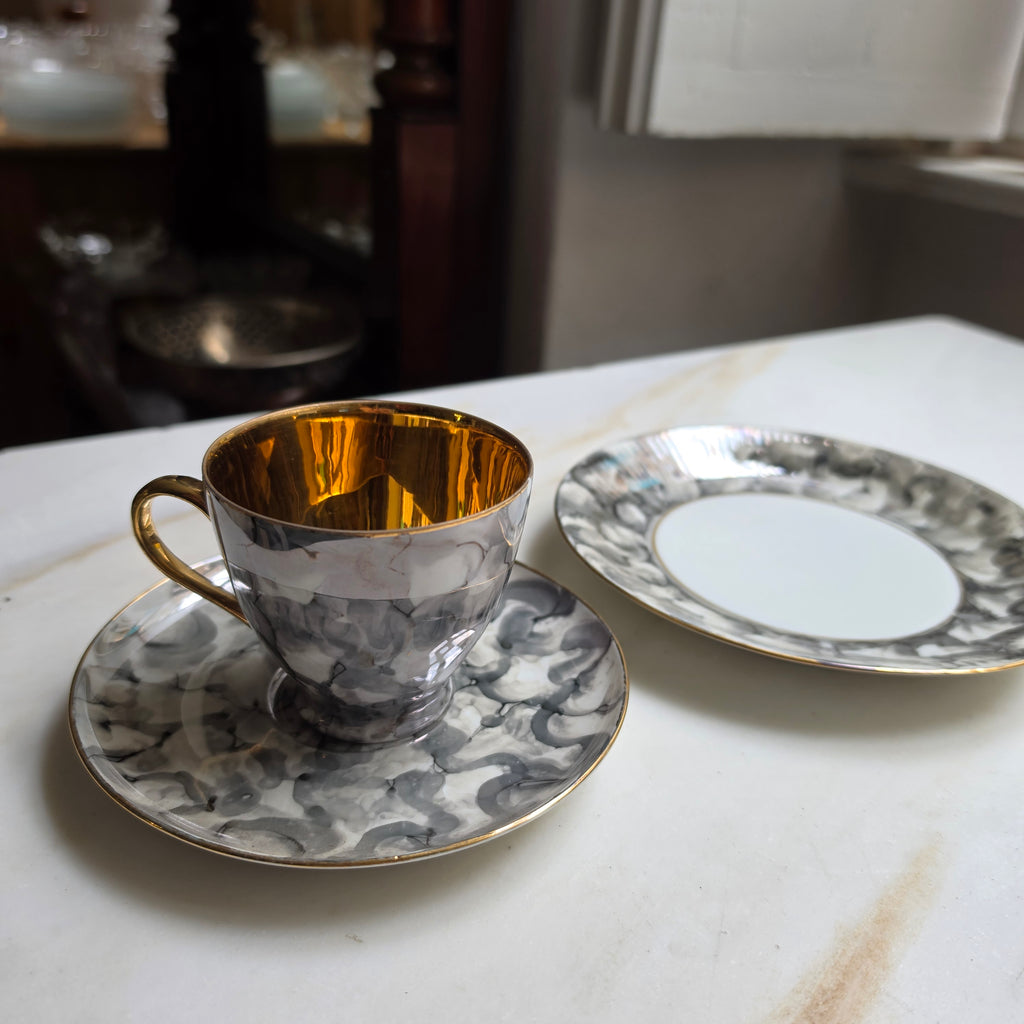 Vintage Sammeltasse 3-teilig „Marmor & Gold“ – Wałbrzych Porzellan Polen - Mid-Century / Retro