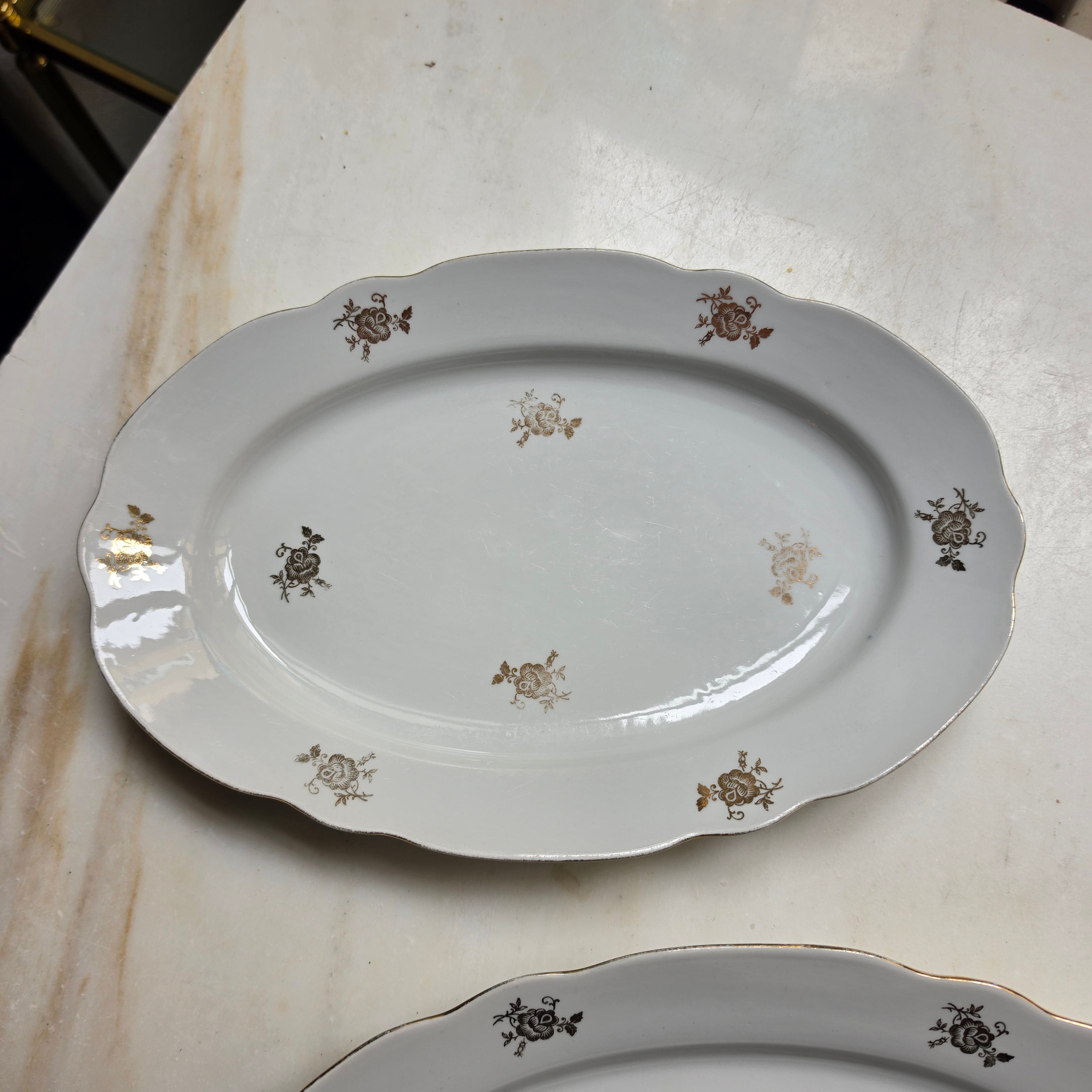 Vintage Porzellan Servierplatten – Reinecke Eisenberg - Weiß mit Golddekor