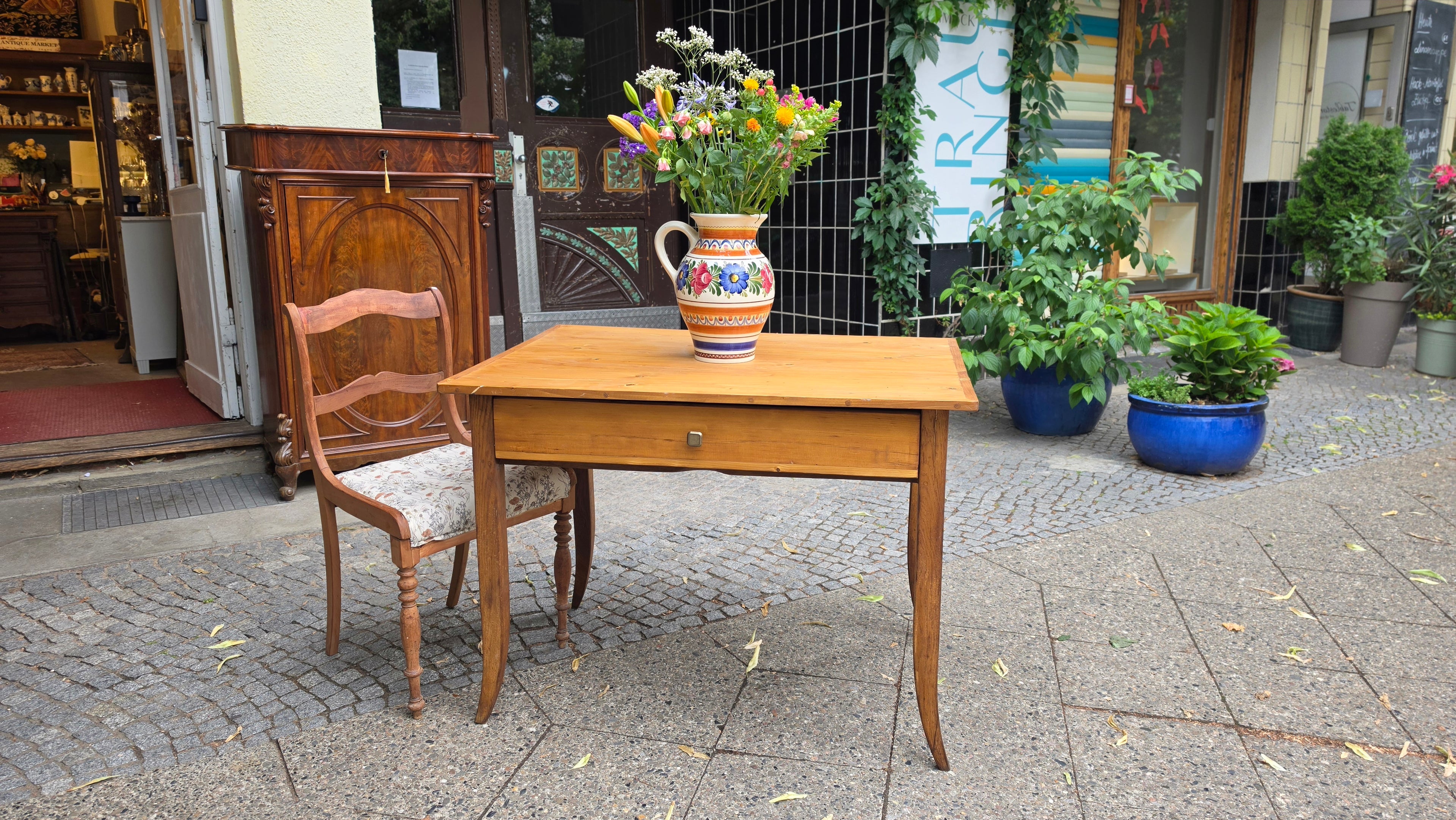 Antiker Biedermeier Tisch von 1860 - Vollholz Fichte - aufgearbeitet 70x100cm