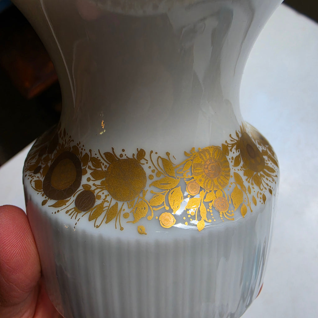 Rosenthal studio-linie: Vintage Porzellan-Vase mit Golddekor (70er Jahre)