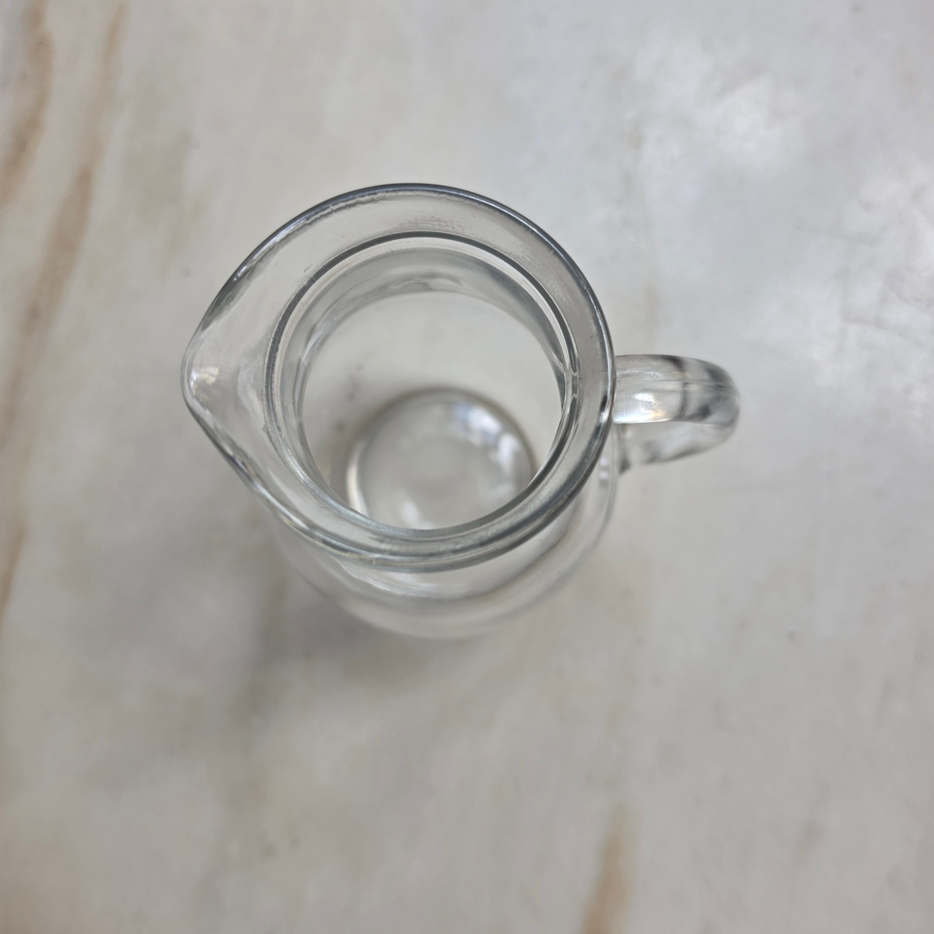 Kleiner Glaskrug 0,25 Liter – Vintage Karaffe