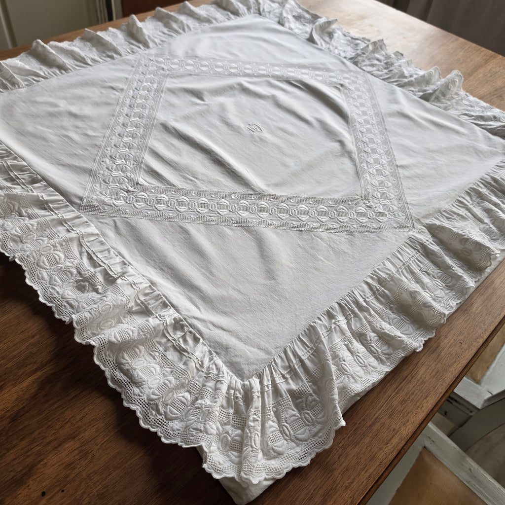 Antiker Paradekissen-Bezug - Monogramm E.V. - 75x75cm - Baumwolle - 2x Knöpfe fehlen