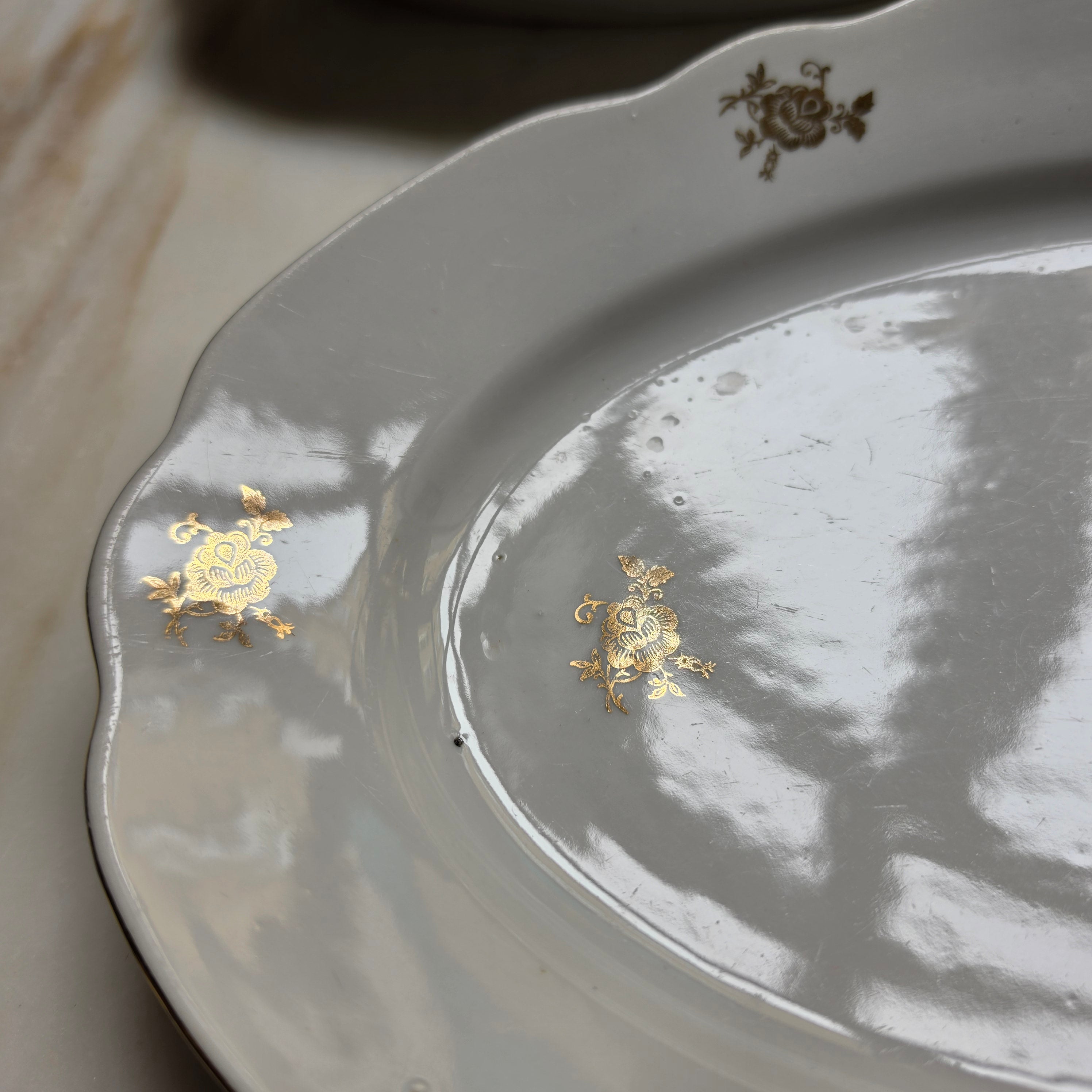 Vintage Porzellan Servierplatten – Reinecke Eisenberg - Weiß mit Golddekor