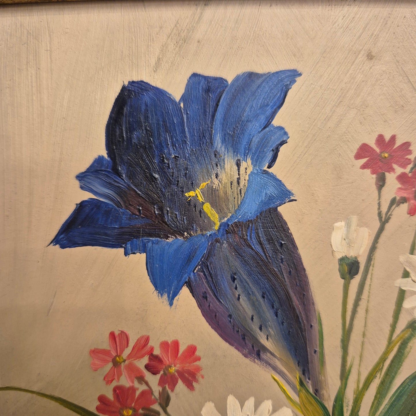 Altes gerahmtes Blumenbild blauer Enzian im Barock Stil Ölmalerei