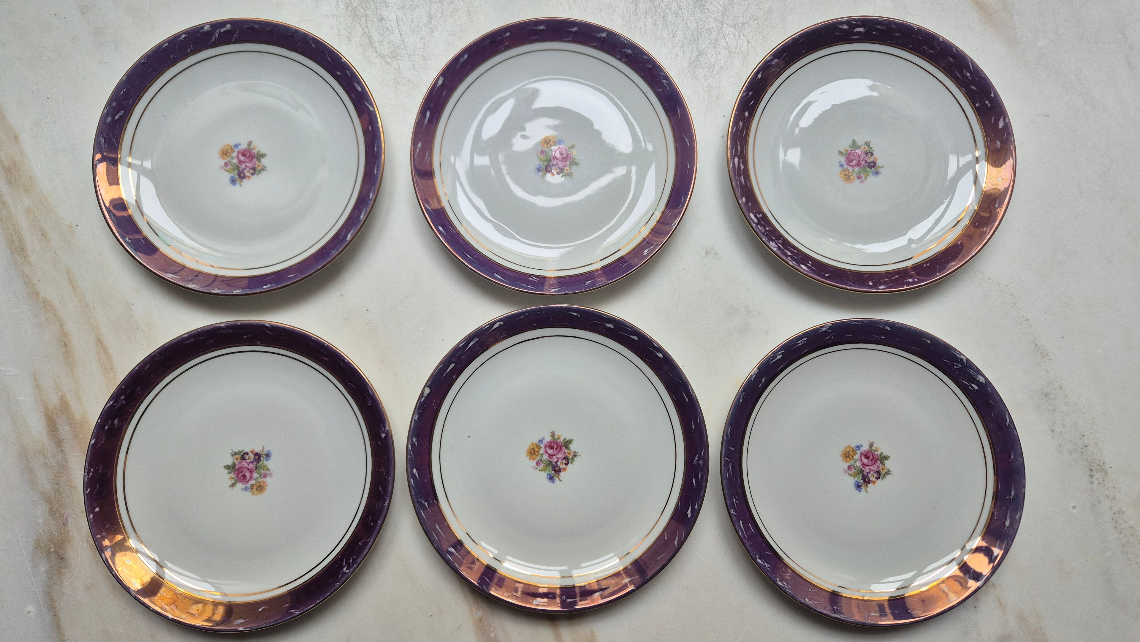 6x Antike Kuchenteller Blumendekor weiß mit lila Goldrand