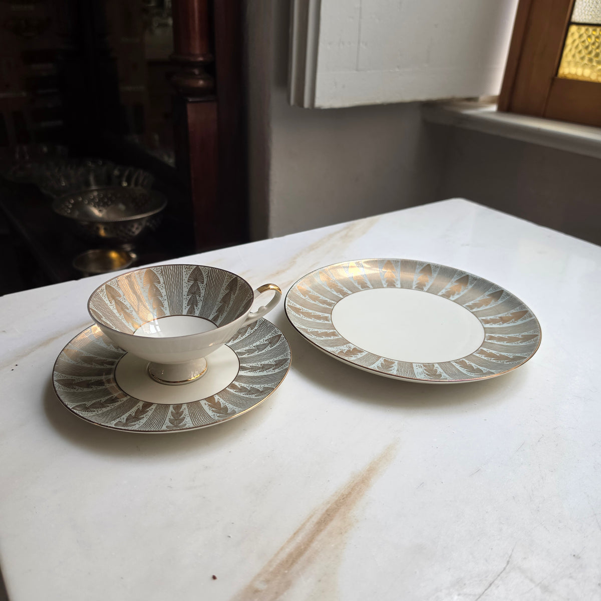Vintage Alka Kunst Bavaria Sammeltasse 3-teilig | Mid-Century Porzellan Gedeck mit Golddekor & Stilvollem Muster (1950er/60er)
