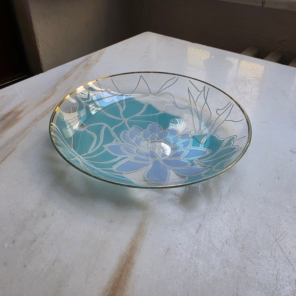 Vintage Glasteller „Lotusblüte“ – Zartes Pastell & Goldrand