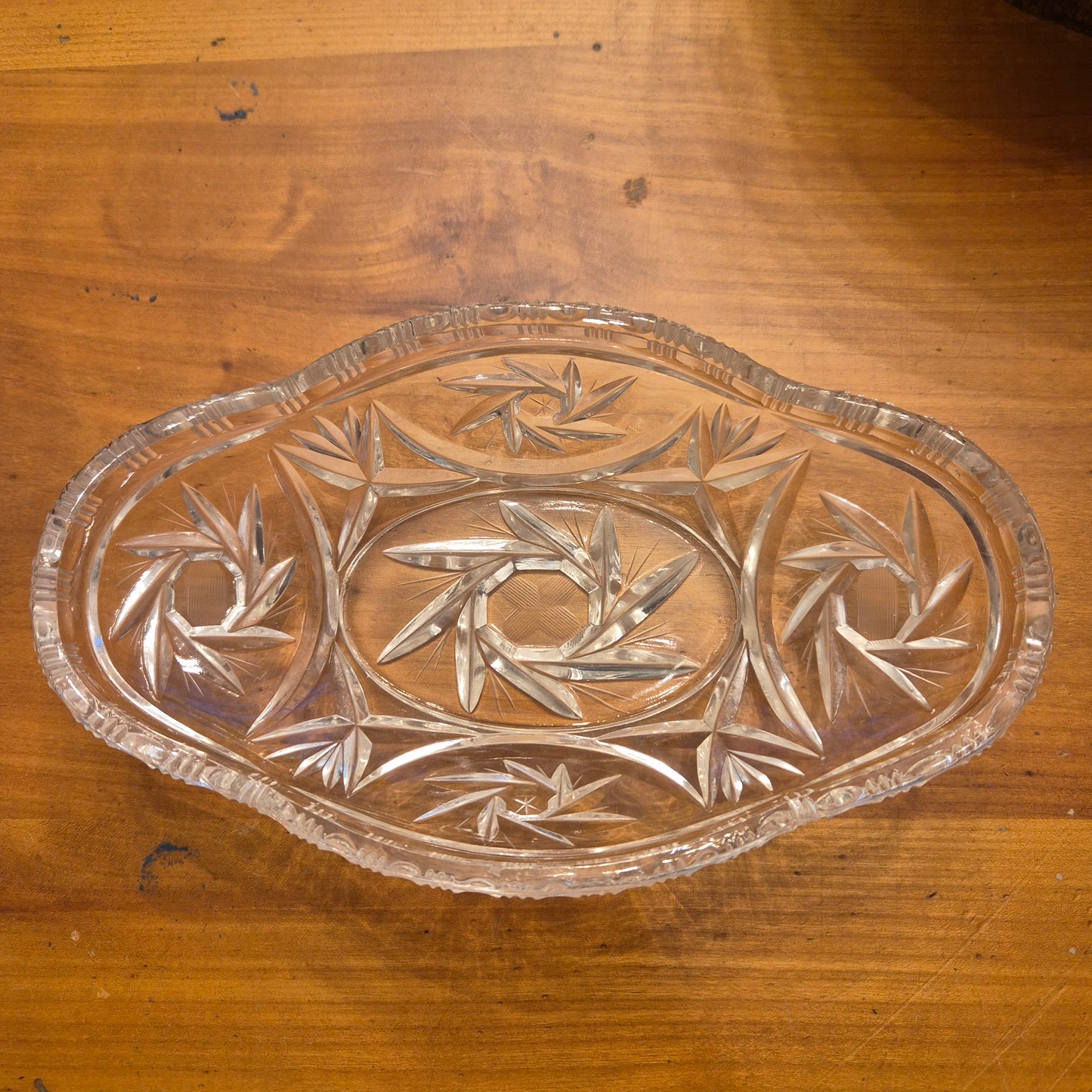 Vintage Glas oder Kristall Schale oval klein Gebäck Bonbon Konfekt Stern