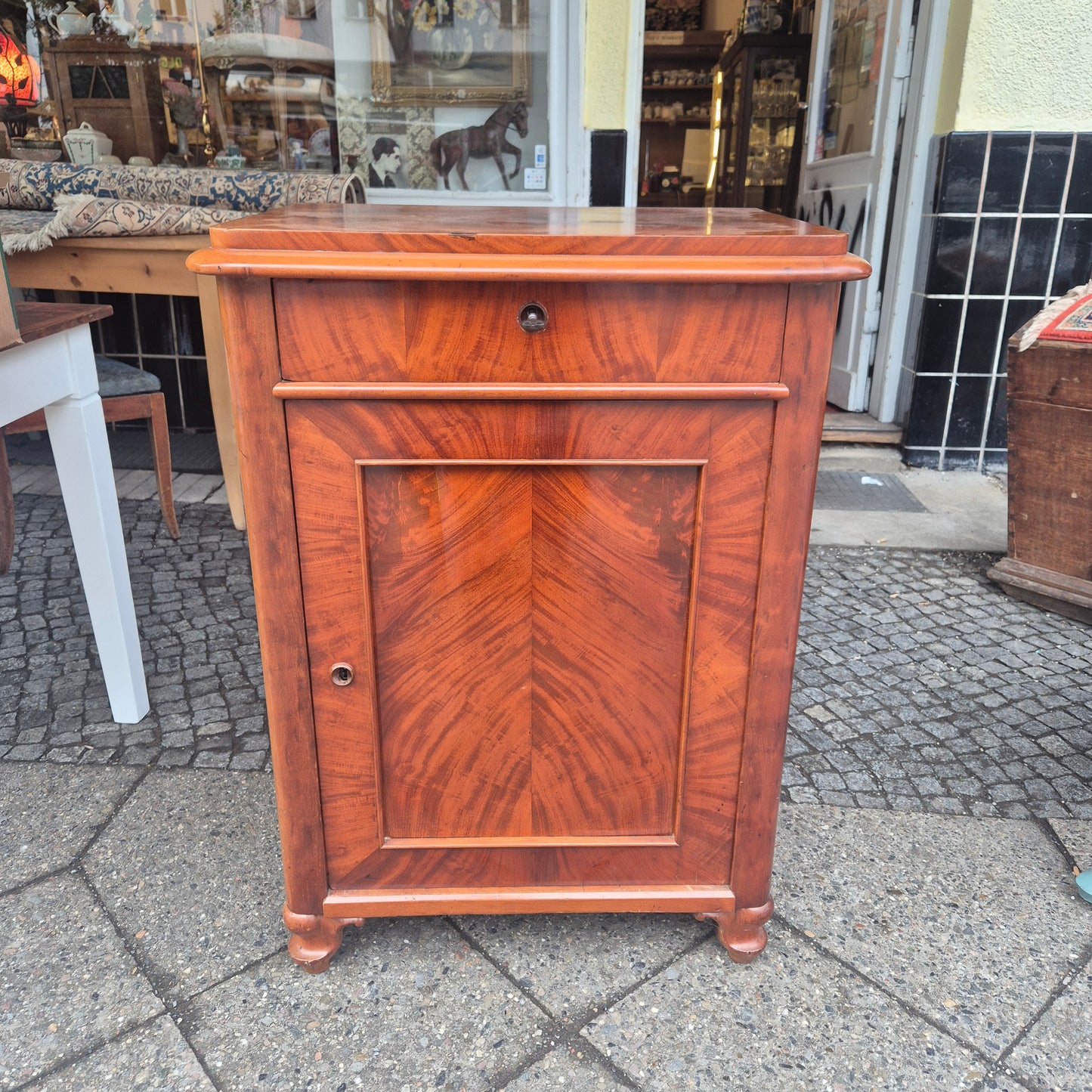 Antike Biedermeier Kommode Beistellschrank Nussholzfunier von 1860