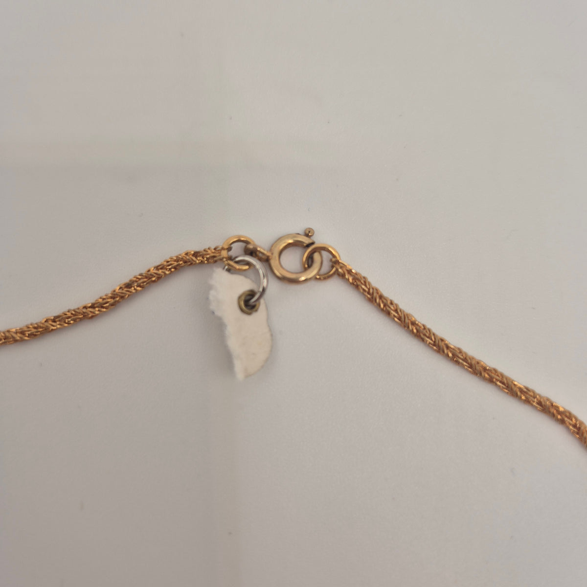 Vintage Halskette mit Anhänger edel Unikat Handmade 80er Jahre gold cremeweiß