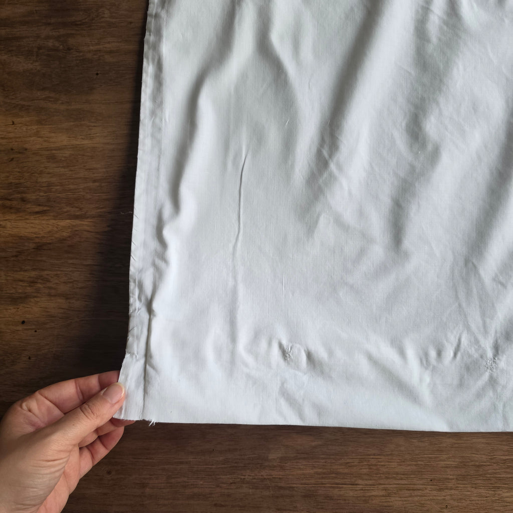 Baumwolle Upcycling-Potenzial pur: Shabby Chic Kissenhülle mit Häkelspitze - 65x75cm