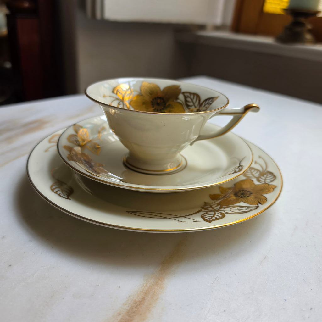 Vintage Alka-Kunst Kronach Kaffeegedeck 3-teilig – Goldblumen & Elfenbein-Porzellan (ca. 1950er)
