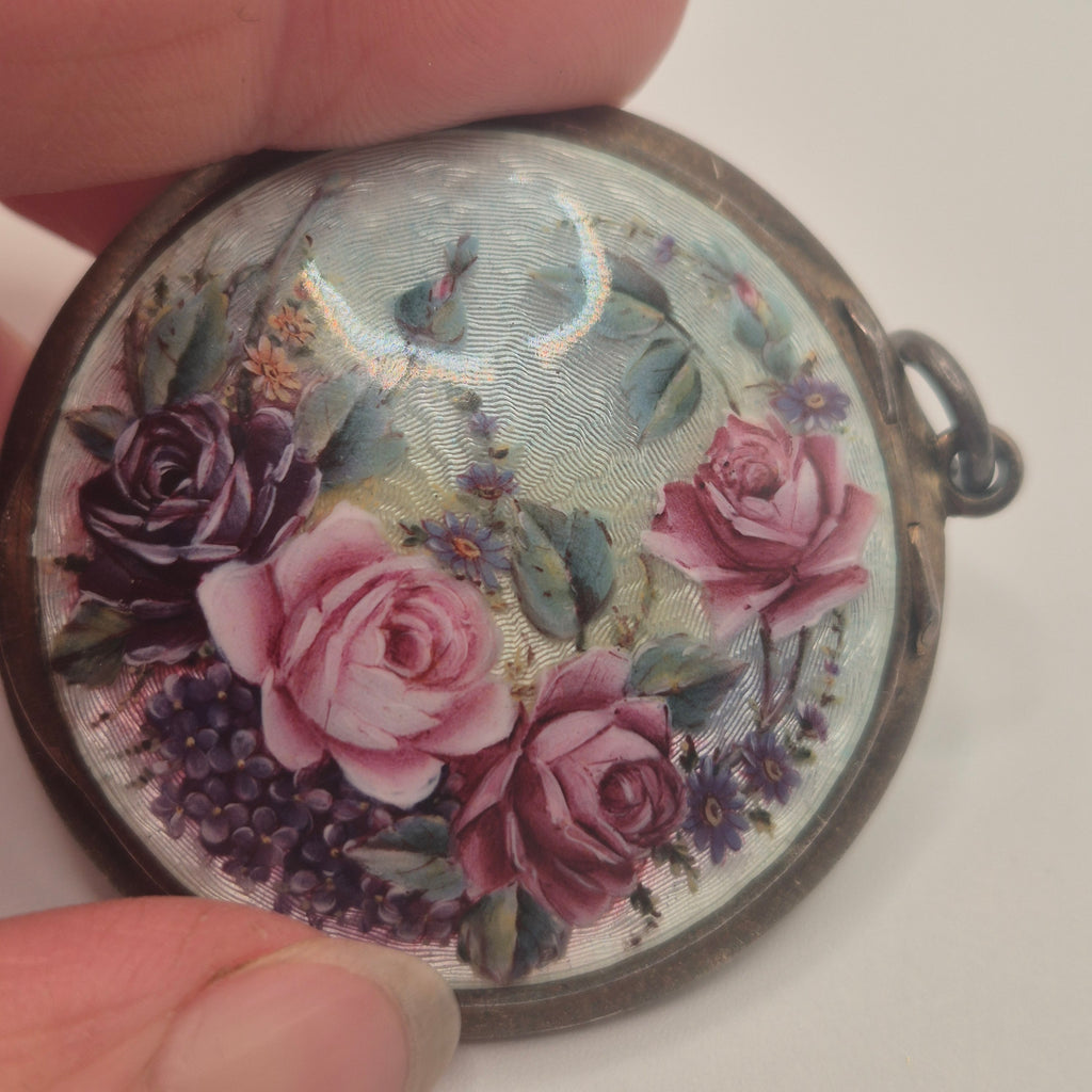 Charmante Vintage-Metalldose – Romantisches Rosen-Design mit Guilloché-Emaille