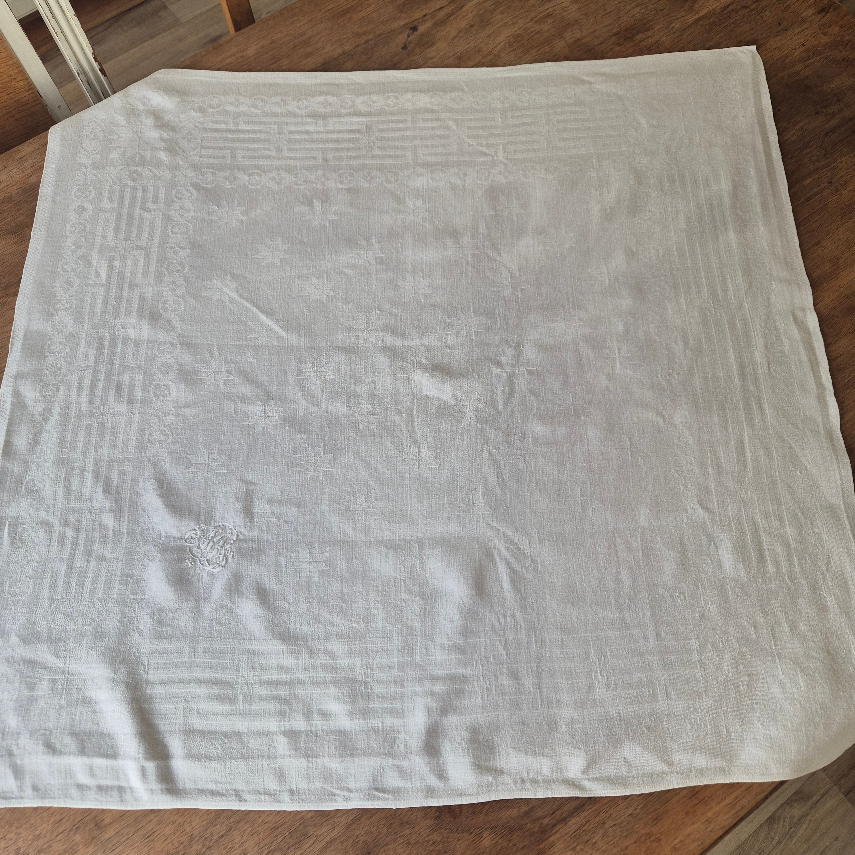 Antike Jugendstil Serviette/Mitteldecke weiß 69x63cm Damast Monogram M.B.