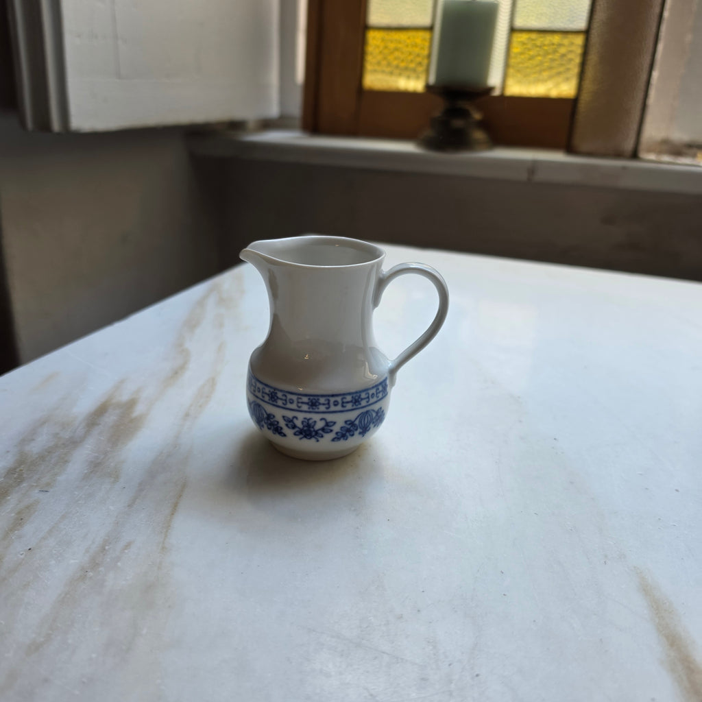 Vintage Milchkännchen blau weiß Kahla GDR Koboltunterglasur Zwiebelmuster