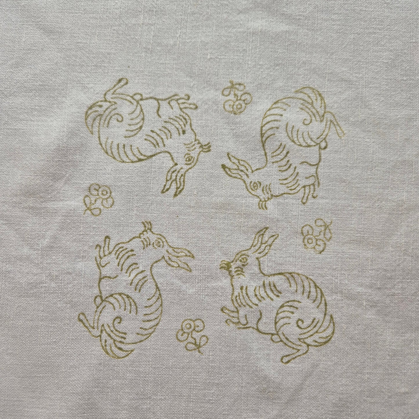 Kleine vintage Mitteldecke bedruckt oder zum besticken grün weiß 53x58cm Ostern