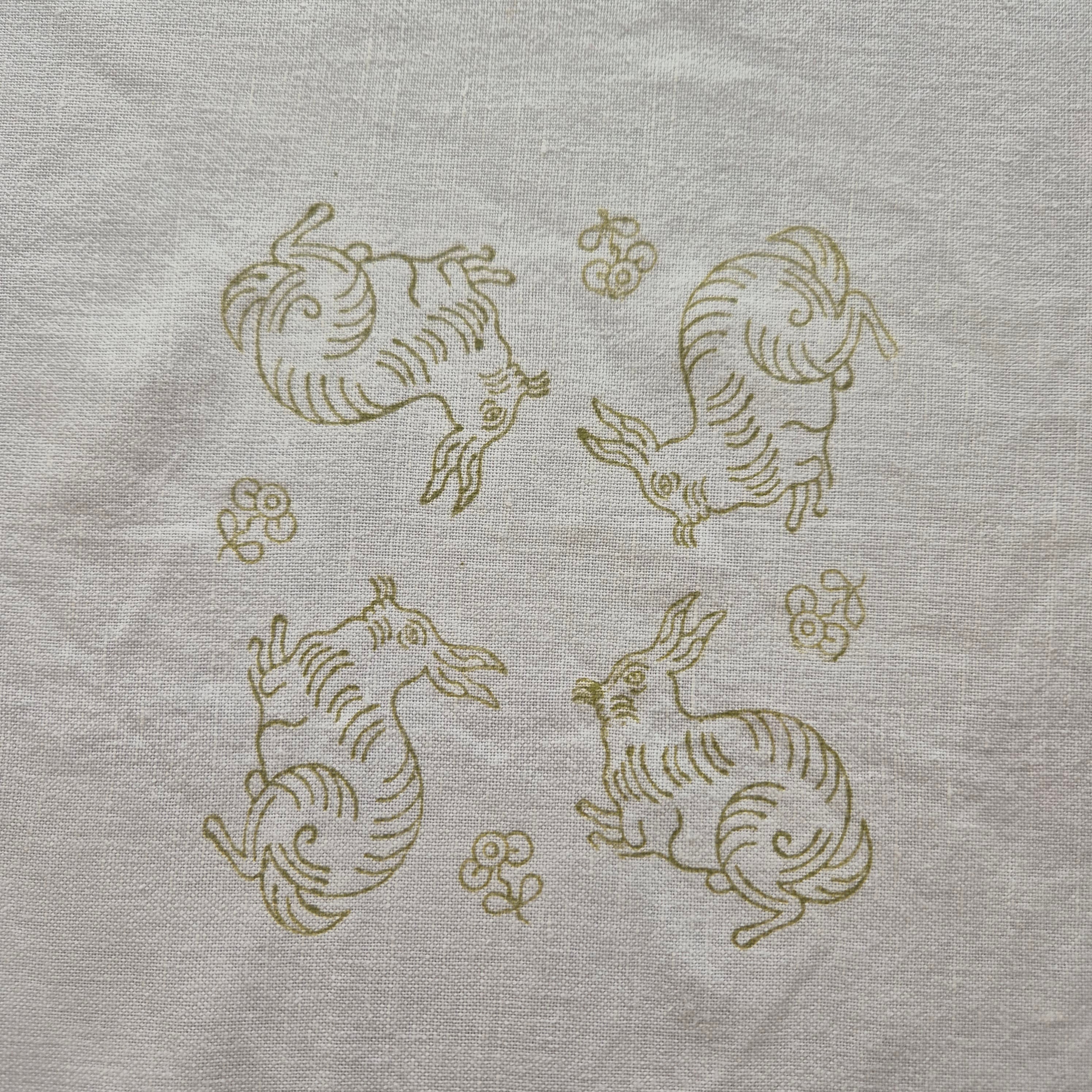 Kleine vintage Mitteldecke bedruckt oder zum besticken grün weiß 53x58cm Ostern