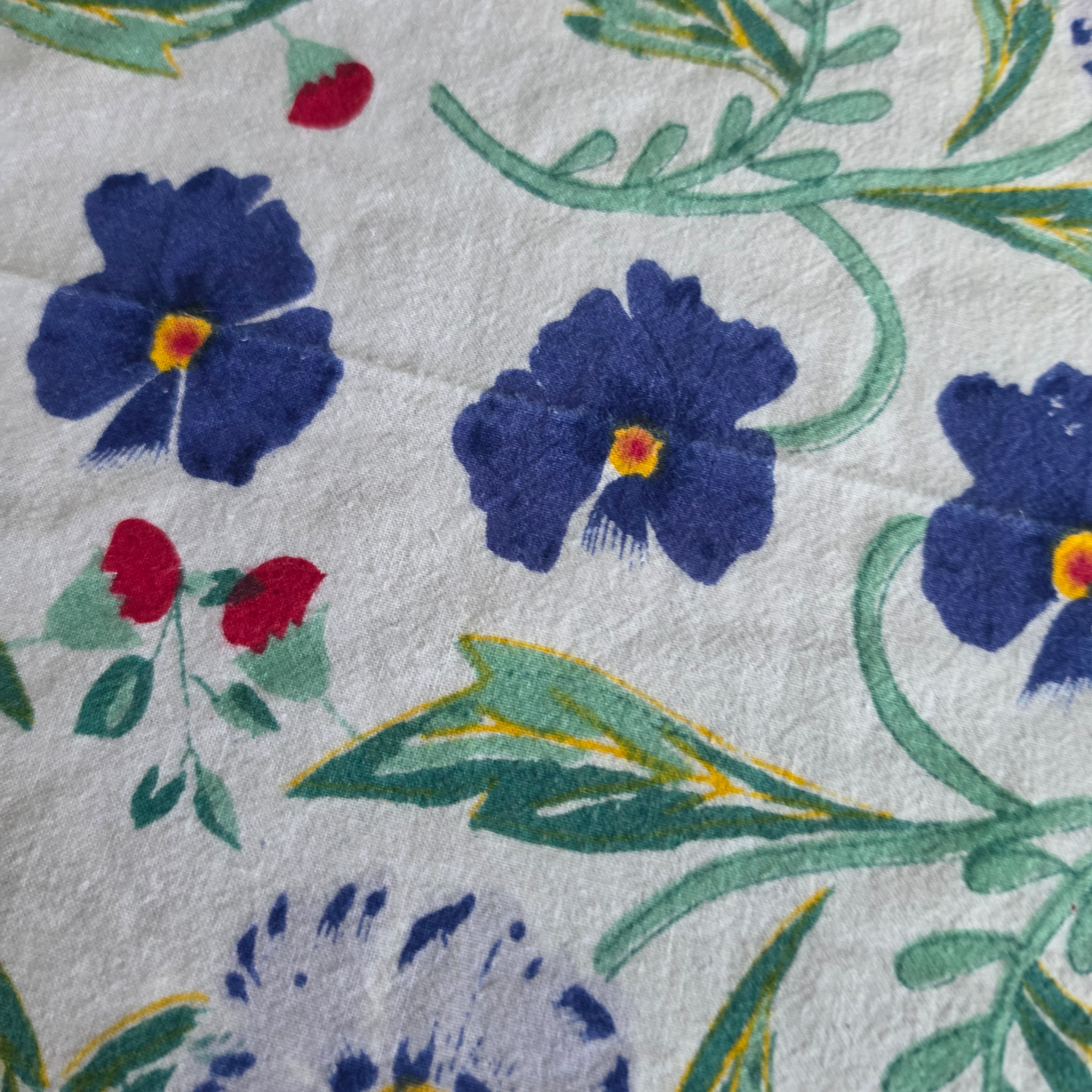 Vintage Mitteldecke / Tischdecke mit exotischem Papageien- & Blütenmotiv - 88x100cm