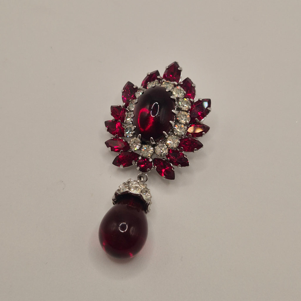 Weinrote Brosche aus den 90ern Modeschmuck "Träne"