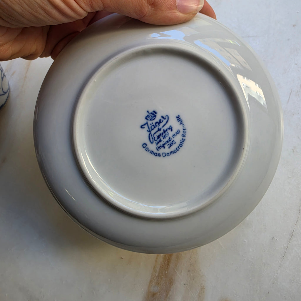 Vintage Jager Eisenberg 'Blau Saks' Kaffeetassen Tee Tasse Untertasse Set Strohblume