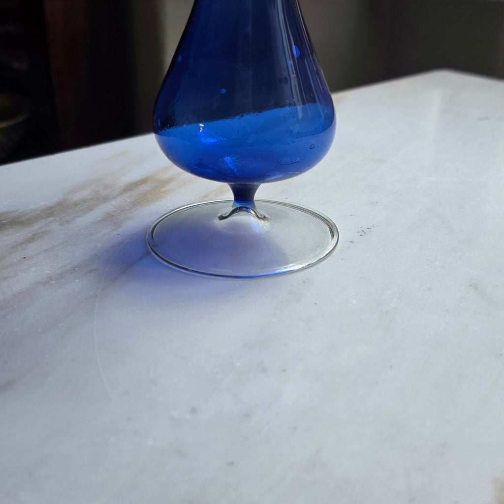 Elegante Vintage-Glasvase in Kobaltblau - Mundgeblasen mit Wellenrand
