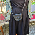 Vintage 90er Jahre MCM Umhängetasche mit Schleife – Klassisches Visetos-Design in Schwarz