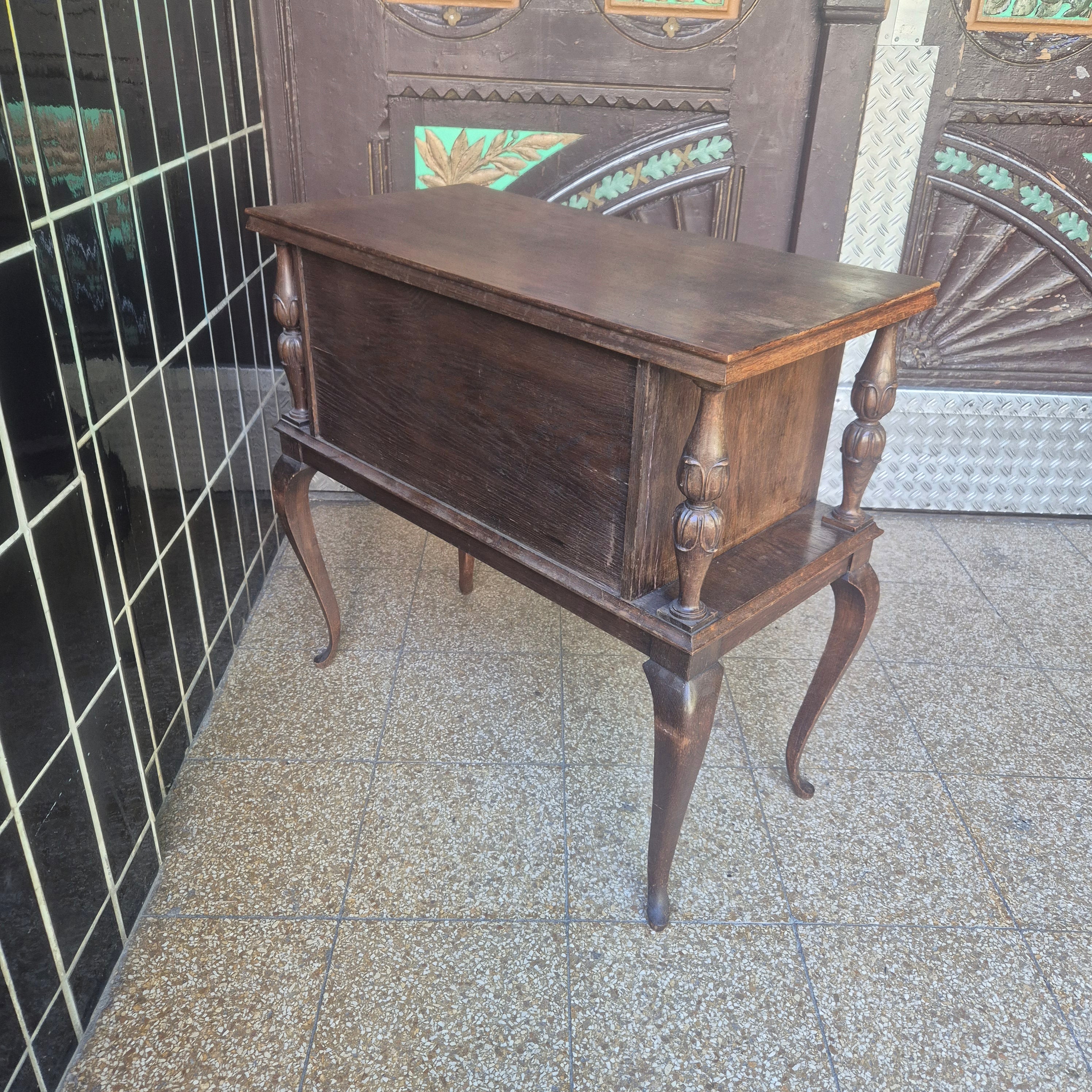 Antike Vintage-Kommode aus Massivholz mit 6 Schubladen – Echter Blickfang mit Geschichte