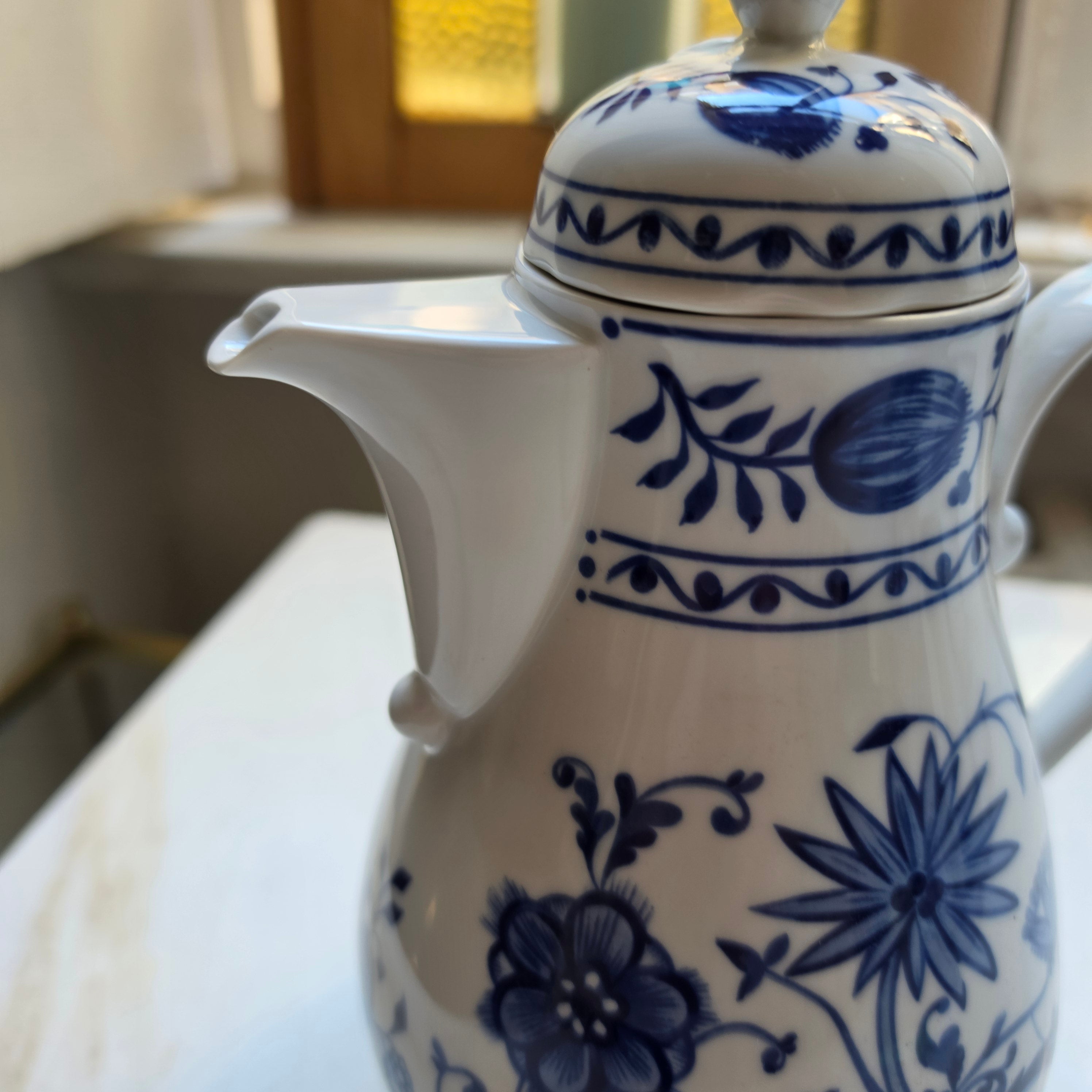 Große Kahla Zwiebelmuster Kaffeekanne Kanne Tee Vintage blau weiß