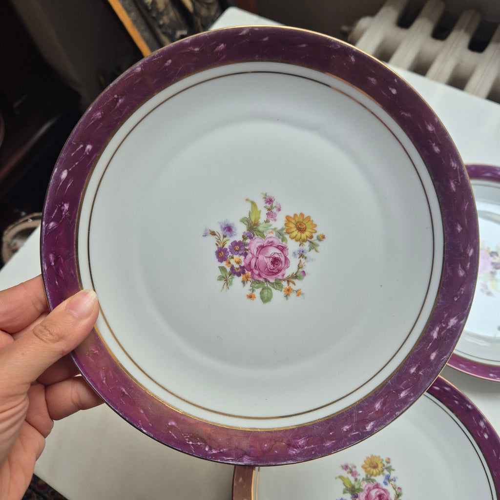 6x Antike flache Speiseteller Blumendekor weiß mit lila Goldrand