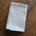 Edles Vintage Leinentuch mit Monogramm-Stickerei „B“ & Waffelstruktur-Bordüre - 46x97cm