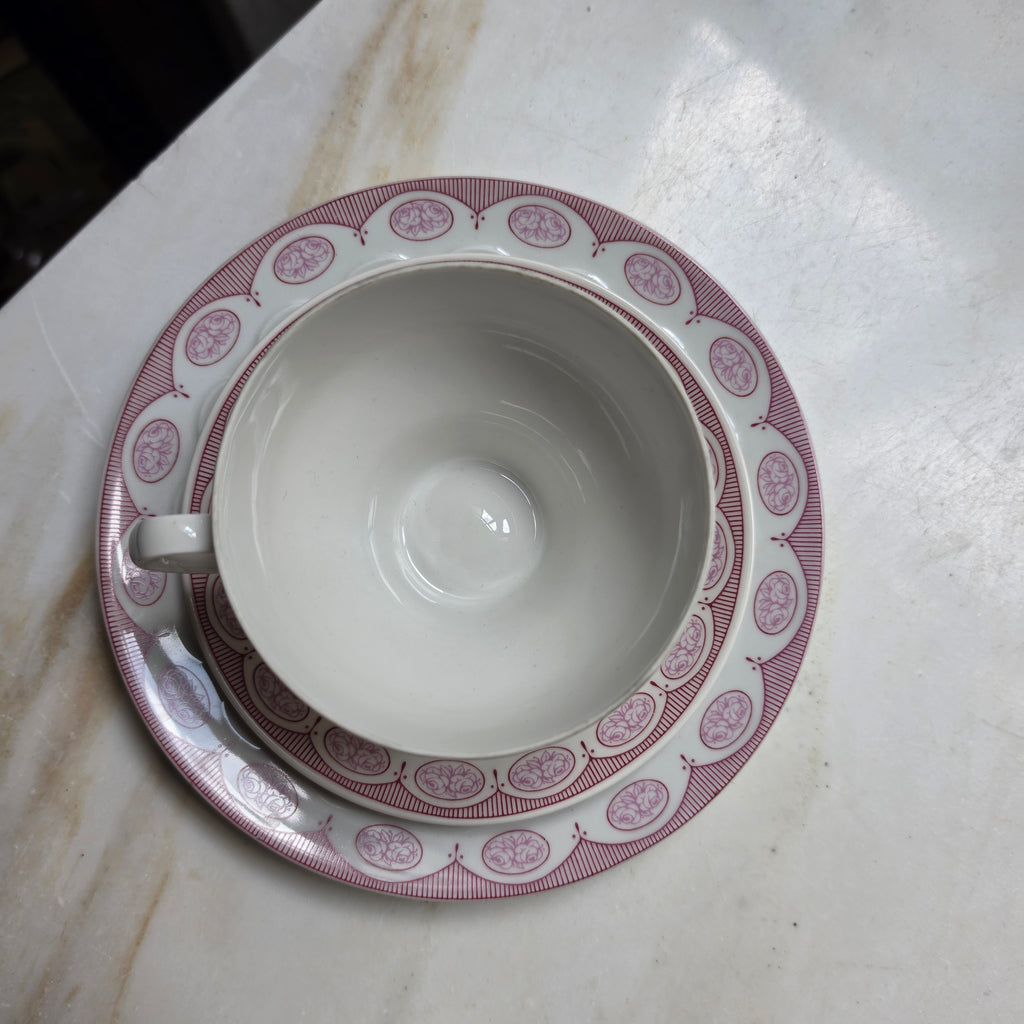 Vintage Lettin Porzellan Sammelgedeck (3-teilig) – Altrosa Rosendekor & Relief