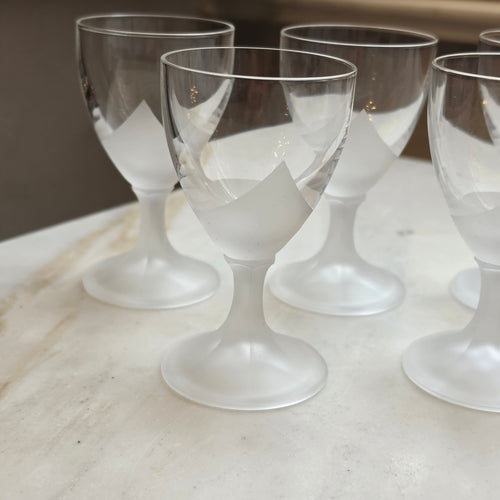 6x elegante, kleine satinierte Likörgläser - Schnapsgläser