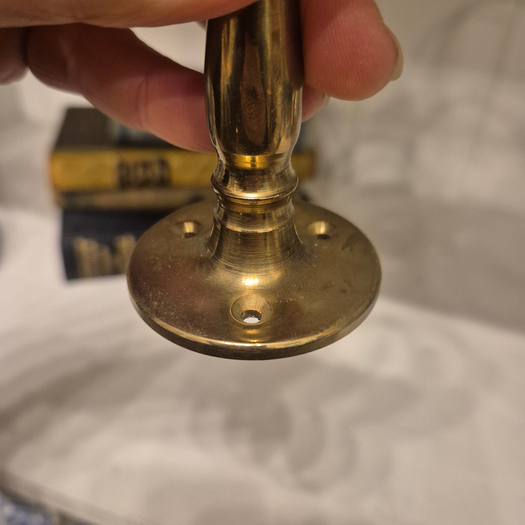 Vintage Sonnenuhr Kardanständer Messing für einen Schiffskompass