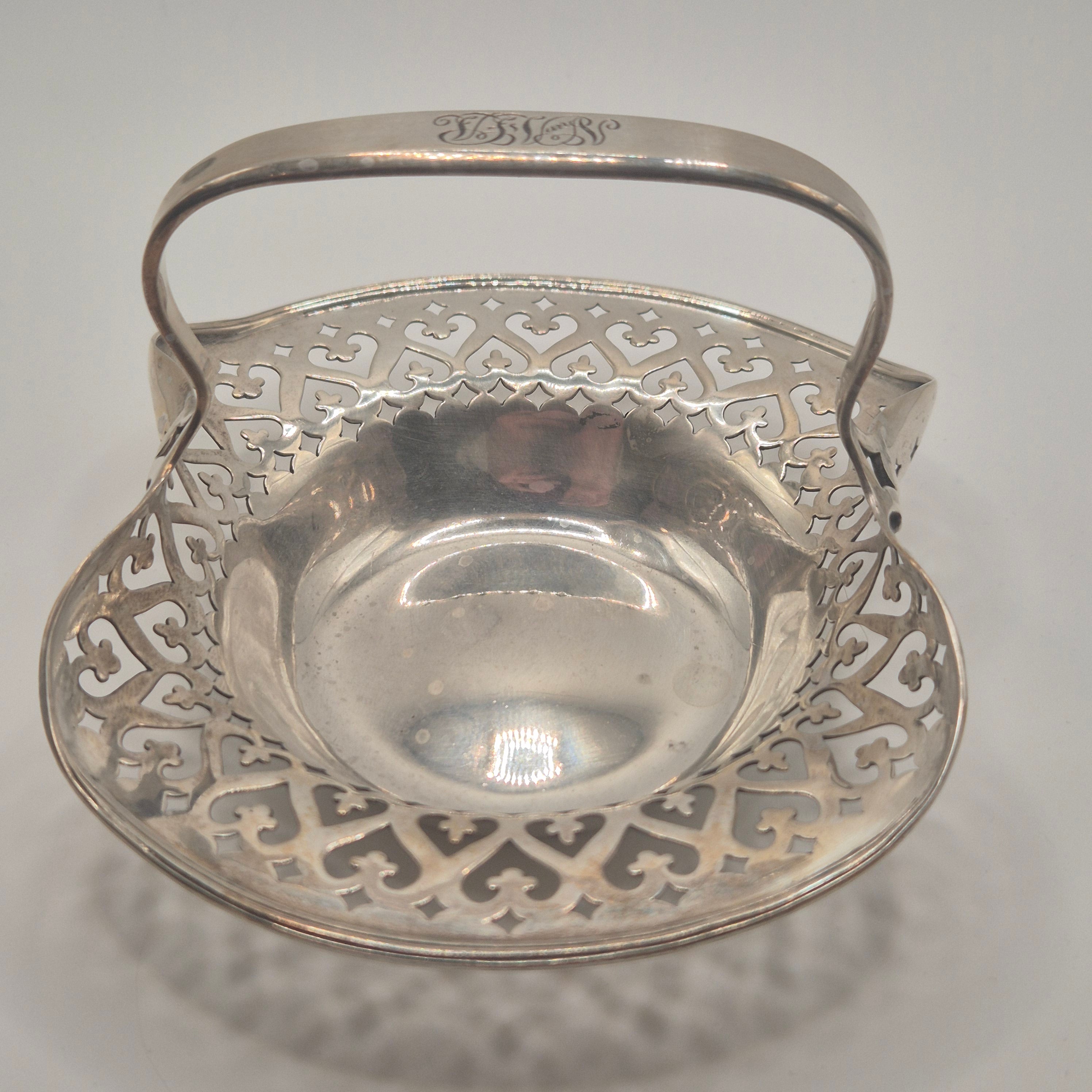 Original Tiffany & Co Sterling Silver 925-1000 Vintage Schale – Klassisches Design mit Monogram