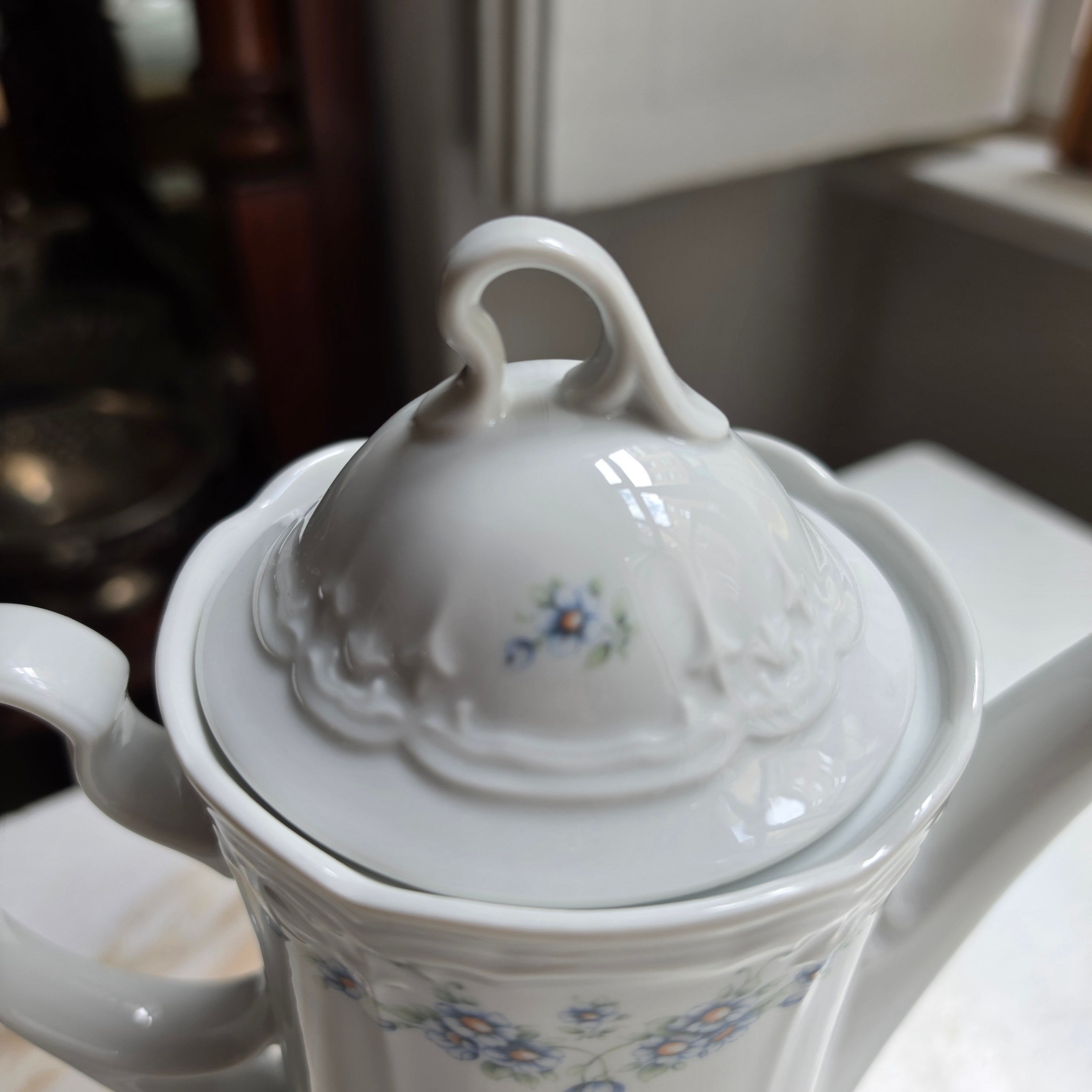 Seltmann Weiden "Julia" - Porzellan Kaffeekanne - mit Floralmuster