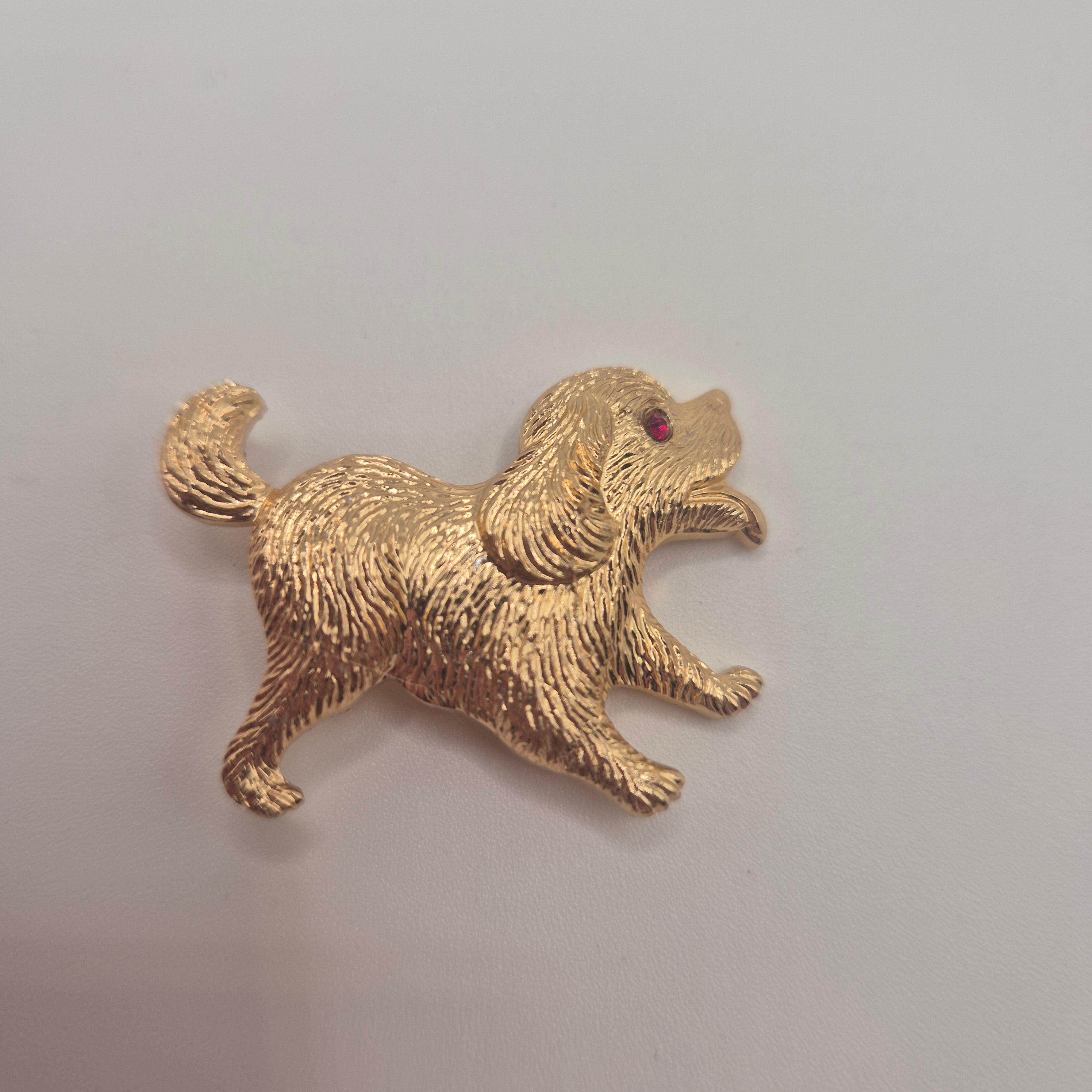 Goldige Vintage Hundebrosche – Verspielter Dackel/Welpe mit funkelndem Auge