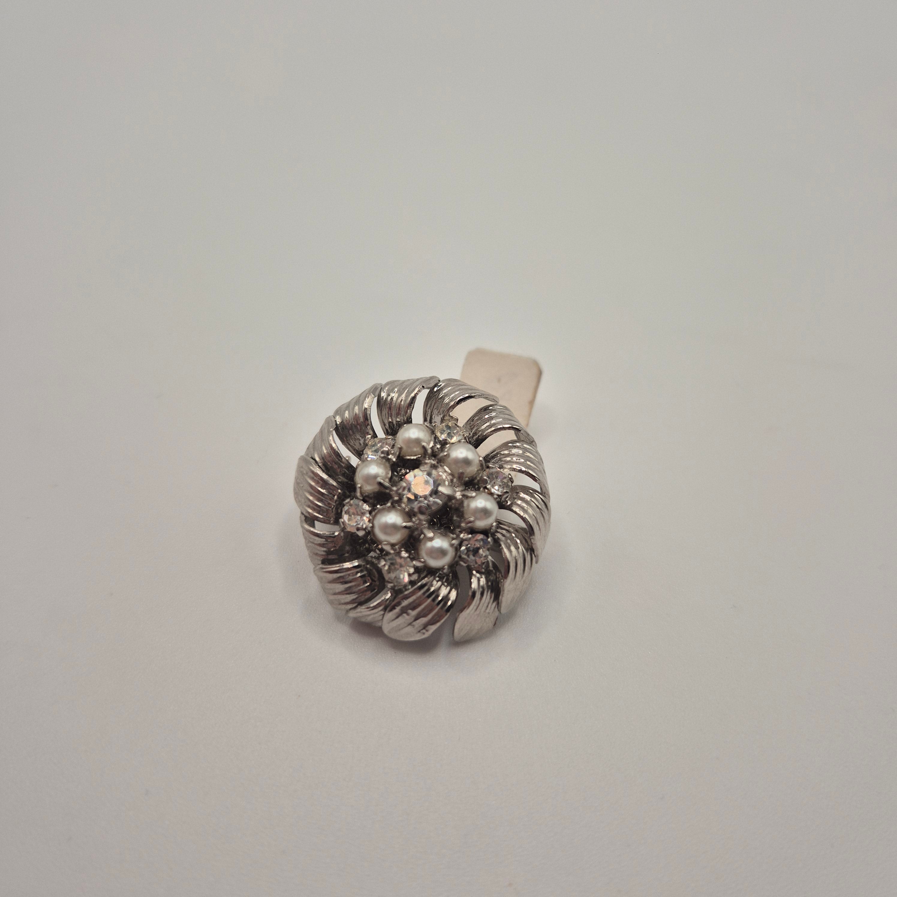 Feine 50er Jahre Brosche Blume Blüten Silber Strasssteine edel