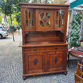Antikes Küchenbuffet aus Echtholz – Jugendstil Anrichte mit Vitrine & Schnitzereien
