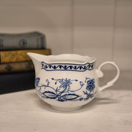 Triptis Porzellan Germany Zwiebelmuster Kännchen Sahnekännchen Milchkännchen