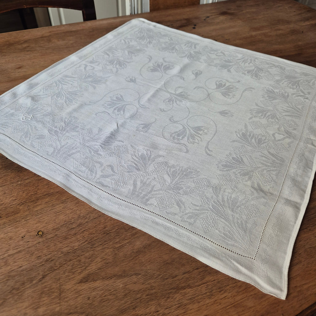 Antike Jugendstil Stoffservietten Serviette mit Initialen J.G (gelbe Flecken)