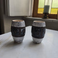 2x Alte Vintage Keramik Becher Mate oder als kleine Vasen braun beige