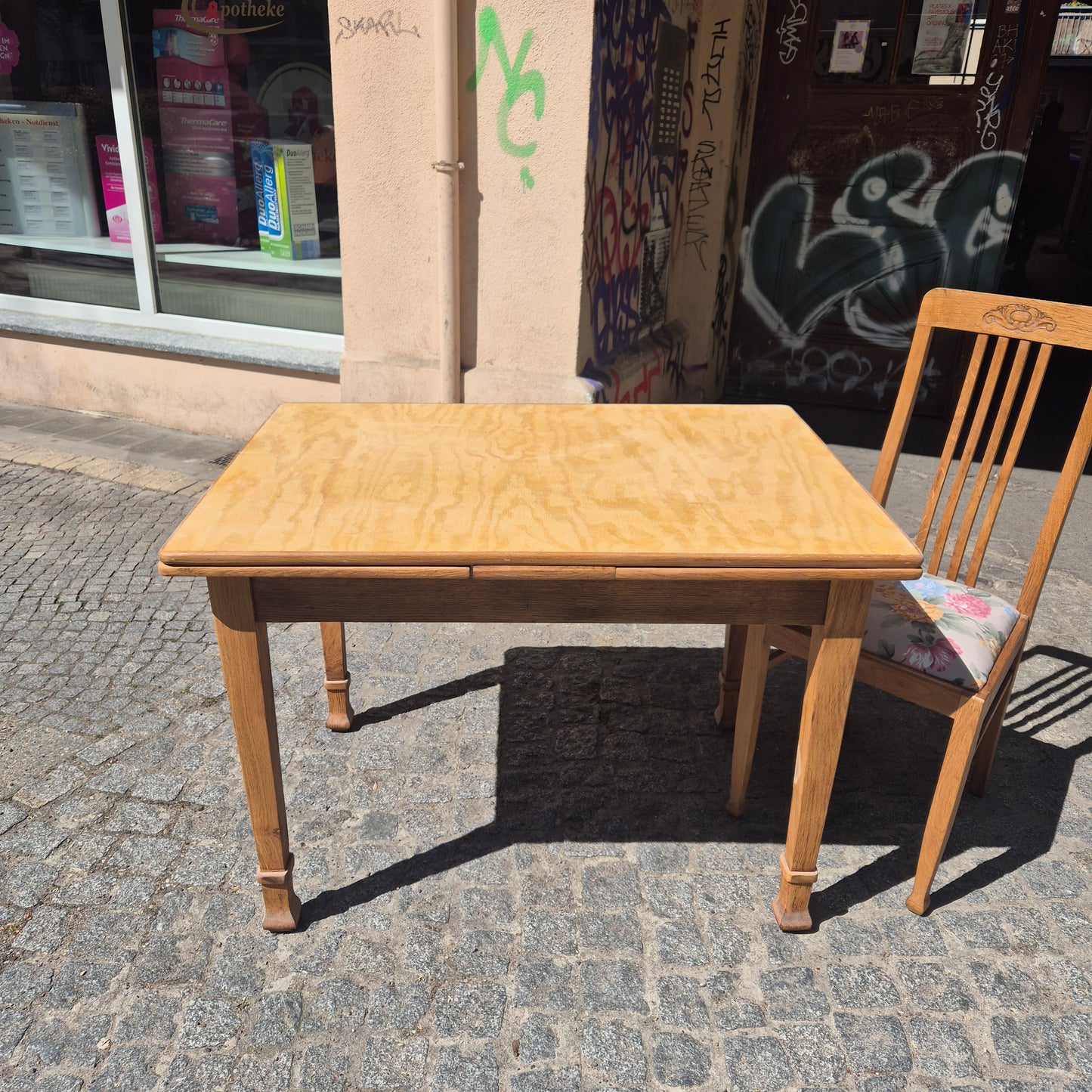 Antiker Jugendstil Tisch - abgeschliffen - Kiefernholz