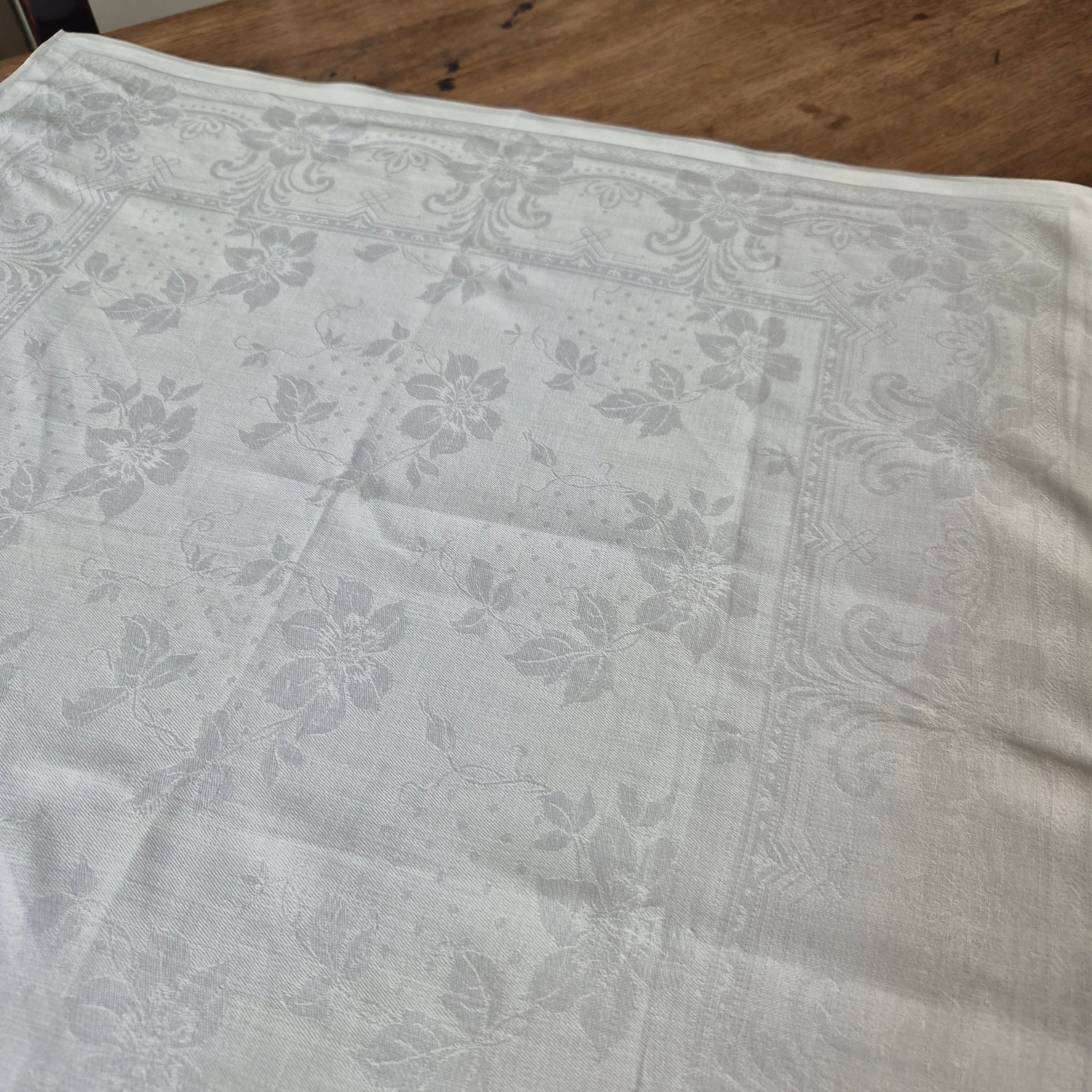 Antike Jugendstil Serviette / Mitteldecke mit Monogramm M.K 50x60cm
